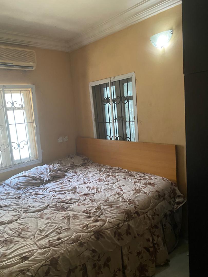 Short stay ogba Lagos shared duplex — Shortlet in Lagos