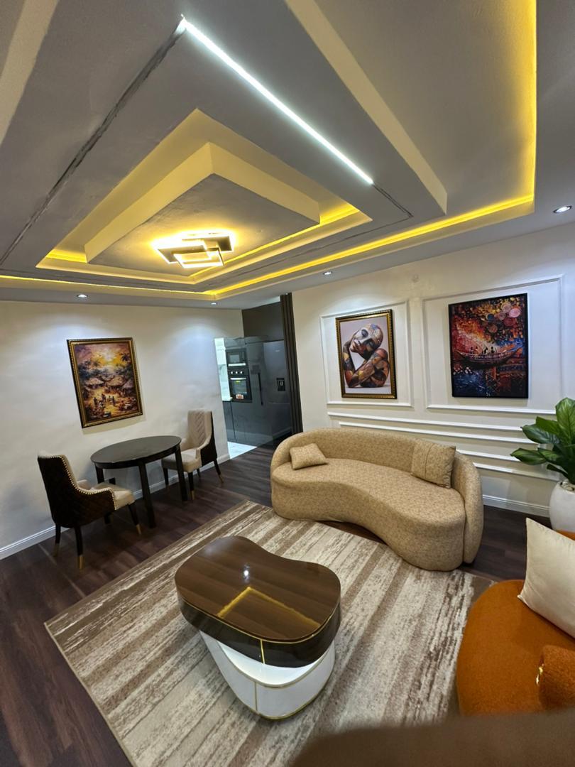 Leway Breeze Ikeja | Cozy 1 - Bed — Shortlet in Ikeja